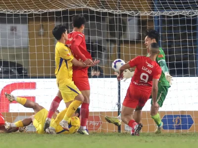 Cao Văn Bình ‘cứng đầu’: Từ U23 về, thủ môn trẻ từ chối nghỉ ngơi, quyết tâm cùng SLNA tạo cú sốc V.League