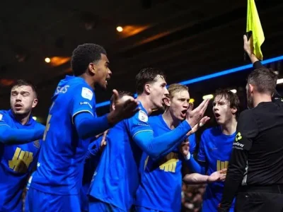 FA Cup 2025/26: Birmingham vs Leeds – Cuộc đối đầu nảy lửa giữa pháo đài sân nhà và bản lĩnh Premier League